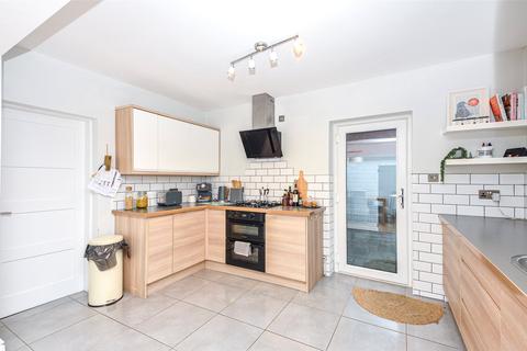 4 bedroom semi-detached house for sale, Bangor Road, Bethesda, Gwynedd, LL57