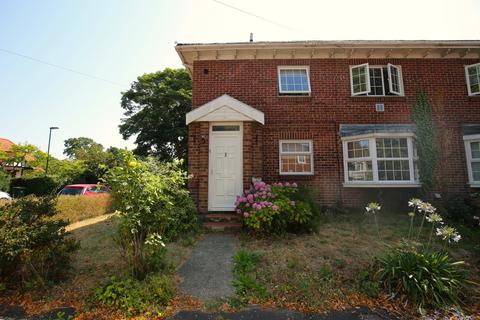 2 bedroom flat to rent, Balaclava Road, Southampton SO18