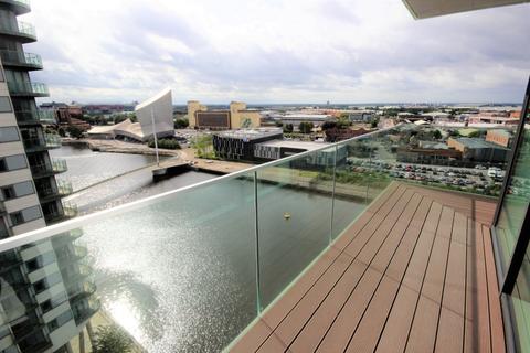 3 bedroom apartment for sale, The Lightbox, Salford Quays M50