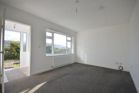 15 Penmaes, Rhayader, LD6 5PN