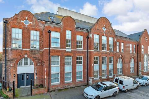 2 bedroom flat for sale, Trinity Square, Margate, Kent