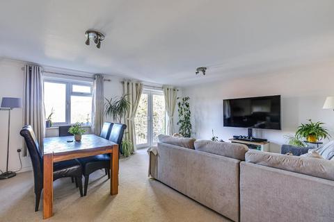 3 bedroom maisonette for sale, Station Road, Warlingham, Surrey, CR3 0EP