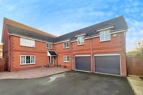 6 bedroom detached house to rent, Sutton Coldfield B76