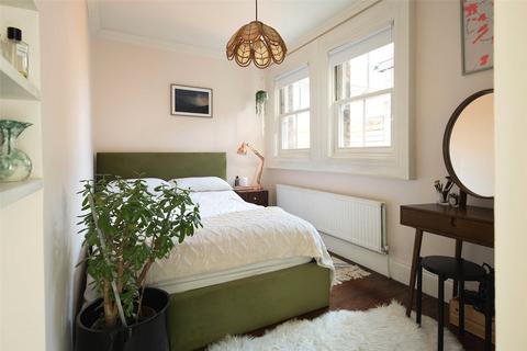 1a Tollet Street, London, E1 4EE