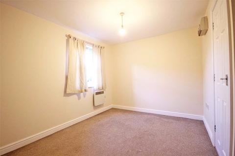 2 bedroom apartment for sale, Walsingham Close, Bedford, Bedfordshire, MK42