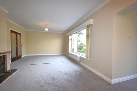 3 bedroom detached bungalow to rent, Charteris Close, Penarth, CF64 5RT