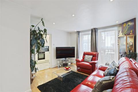 2 bedroom flat to rent, Roma Court, Wandsworth Common SW12