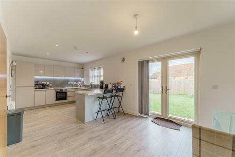 5 bedroom detached house for sale, Camplin Close, Ackworth, Pontefract, West Yorkshire, WF7