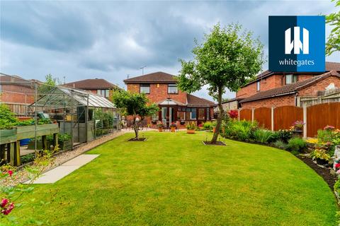 4 bedroom detached house for sale, Moorhouse View, South Elmsall, Pontefract, West Yorkshire, WF9