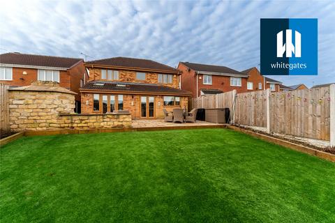 4 bedroom detached house for sale, Merlin Close, South Elmsall, Pontefract, West Yorkshire, WF9