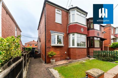 3 bedroom semi-detached house for sale, Manor Farm Estate, South Elmsall, Pontefract, West Yorkshire, WF9