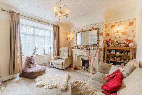 3 bedroom semi-detached house for sale, Mount Avenue, Hemsworth, Pontefract, West Yorkshire, WF9