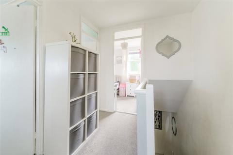 16 Boycott Way, South Elmsall, Pontefract, WF9 2TY