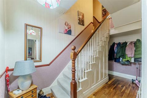 4 bedroom townhouse for sale, Mount Avenue, Hemsworth, Pontefract, West Yorkshire, WF9