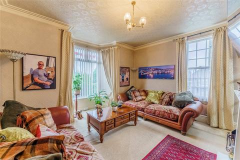 4 bedroom townhouse for sale, Mount Avenue, Hemsworth, Pontefract, West Yorkshire, WF9