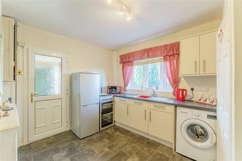 16 Beech Grove, Kinsley, Pontefract, WF9 5JZ