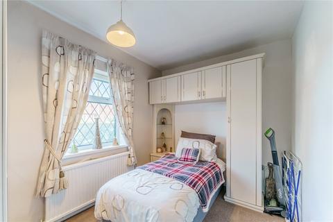 16 Beech Grove, Kinsley, Pontefract, WF9 5JZ