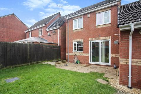 3 bedroom detached house to rent, Daisy Croft, Warwickshire CV12