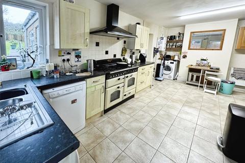 4 bedroom semi-detached house for sale, Rye Road, East Sussex TN35