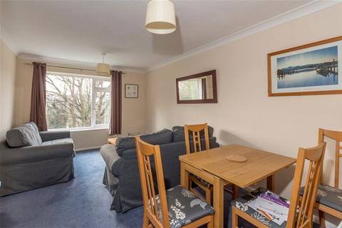 2 bedroom flat to rent, Chiltern Park Avenue, Berkhamsted