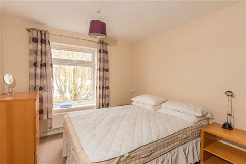 2 bedroom flat to rent, Chiltern Park Avenue, Berkhamsted