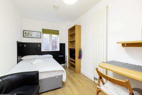 Studio to rent, NW3