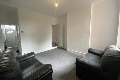 4 bedroom house share to rent, Birmingham B29