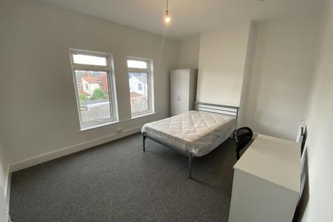 4 bedroom house share to rent, Birmingham B29