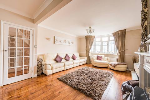 6 bedroom terraced house for sale, Dale View Crescent, Chingford, London, E4