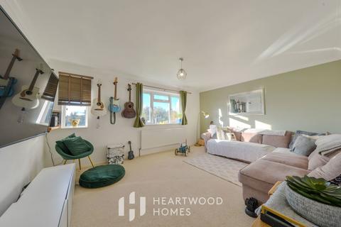 2 bedroom maisonette for sale, Watling Street, Park Street, St. Albans, AL2 2NN