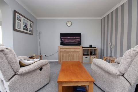 2 bedroom bungalow for sale, Firbank Gardens, Margate