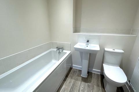 2 bedroom flat to rent, Kestrel House Sandpiper Drive, Doncaster, South Yorkshire, DN4