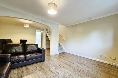 2 bedroom end of terrace house to rent, Carpenters Court, Basingstoke, Hampshire, RG22