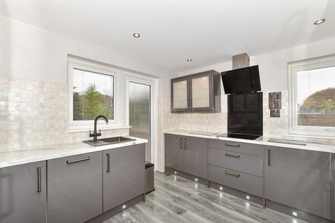 3 bedroom detached house for sale, Weyhill Close, Maidstone, Kent