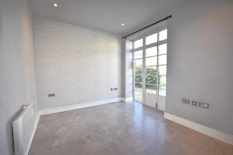 1 bedroom apartment to rent, The Courtlands, Hayes Road, Sully, Penarth, CF64 5QG