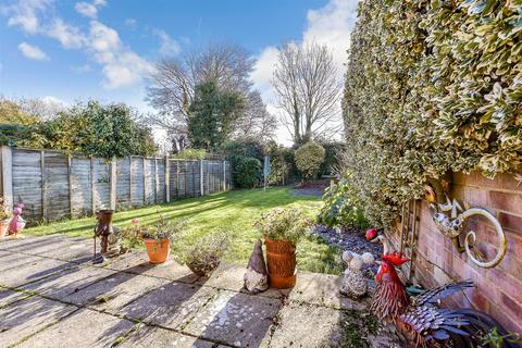 3 bedroom semi-detached house for sale, Rushford Close, Headcorn, Kent