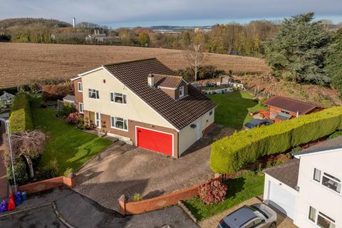 5 bedroom detached house for sale, Queens Gardens, Caldicot NP26