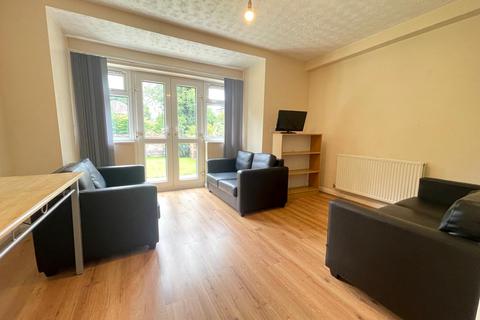 Egerton Road, Manchester M14