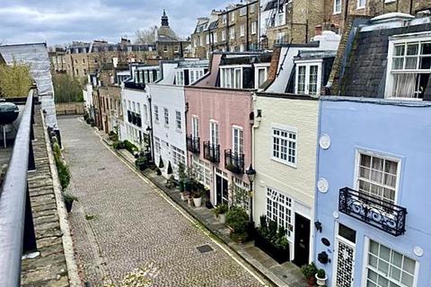 3 bedroom mews for sale, London SW7