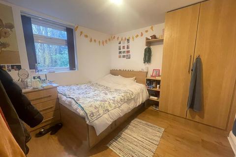 9 bedroom townhouse to rent, Egerton Road, Manchester M14