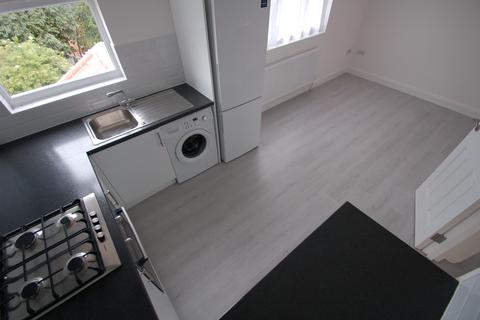 1 bedroom flat to rent, Watford Way, London NW4