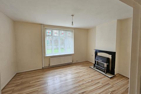 3 bedroom semi-detached house to rent, Bull Lane, Bilston WV14