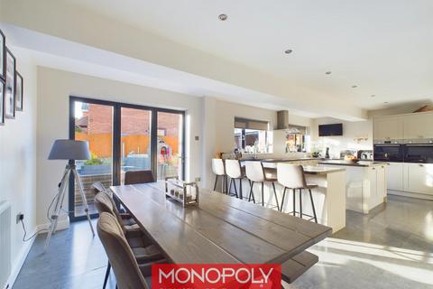 32 Ffordd Colomendy, Denbigh, LL16 5UT