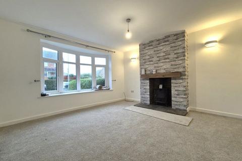 2 bedroom semi-detached house to rent, Worcestershire