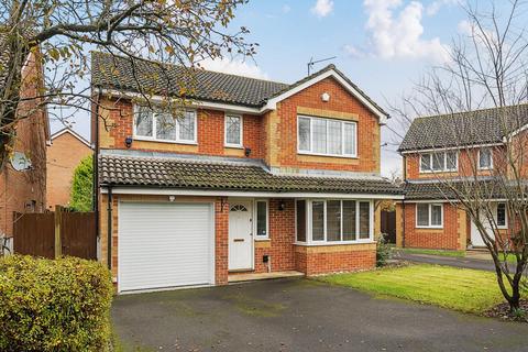 4 bedroom detached house to rent, Sandringham Close, Knightwood Park, Chandlers Ford