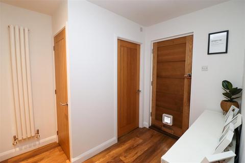 6 Castle Street, Fleet, GU52 7ST