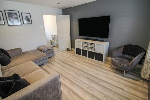 182 Longs Drive, Yate, Bristol, BS37 5XR