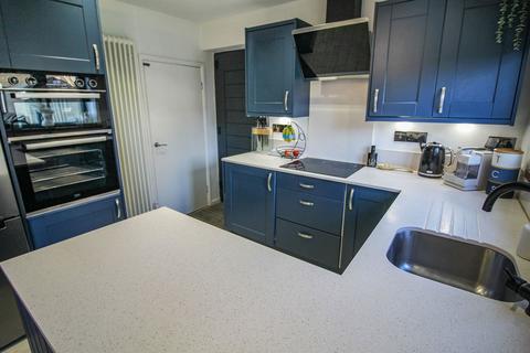 182 Longs Drive, Yate, Bristol, BS37 5XR