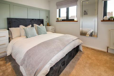 182 Longs Drive, Yate, Bristol, BS37 5XR