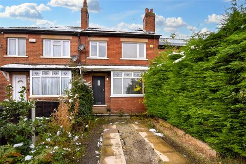 3 bedroom townhouse for sale, Hardy Avenue, Churwell, Morley, Leeds